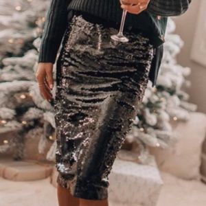 NEW never been worn black sequin skirt!